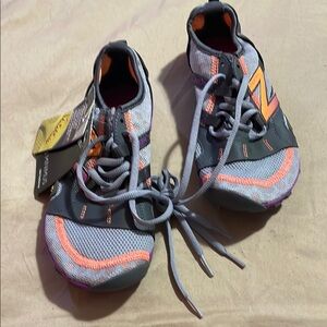New Balance Vibram Minimus Gray and Orange Sneakers with Sporty Mesh Design